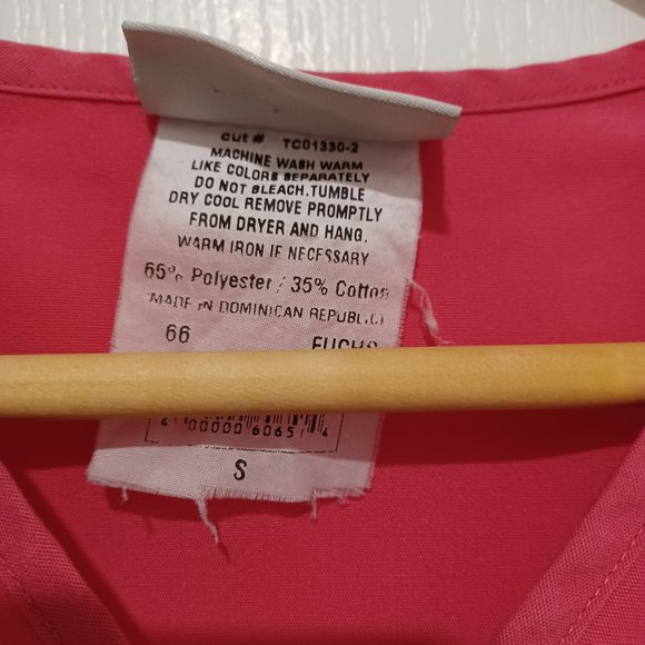 Uniform Advantage Pink Scrub Top - Picture 6 of 9